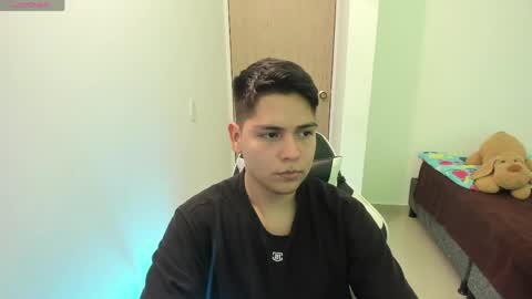 Asta Kuno online show from April 25, 2026, 2:36 pm