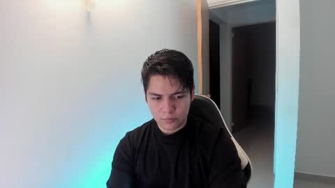 Snapshot of asta_kuro chatting on July 2, 2026, 1:05 am Asta Kuno online show from July 2, 2026, 1:05 am