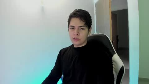 Snapshot of asta_kuro chatting on July 2, 2026, 3:29 pm Asta Kuno online show from July 2, 2026, 3:29 pm