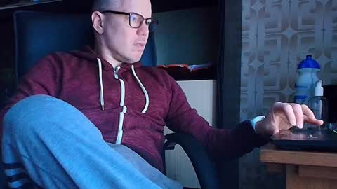 asterion51 online show from February 2, 2026, 4:17 pm