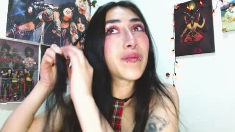 Asterothxznikki online show from December 23, 2024, 7:06 am