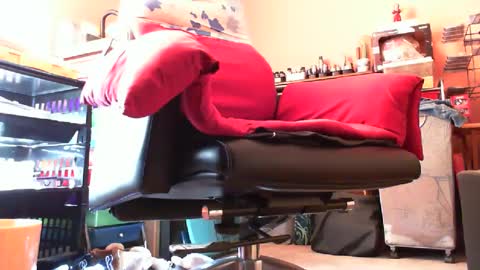 astiff1foru online show from February 26, 2025, 2:14 pm