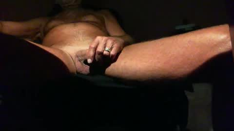 astiff1foru online show from September 19, 2025, 9:43 am