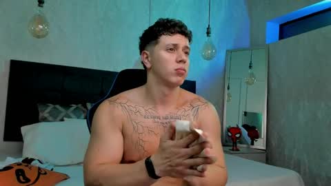 astonhills online show from April 11, 2026, 9:02 am