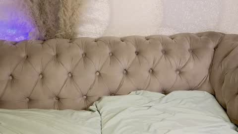 Astra  online show from December 11, 2024, 6:42 pm