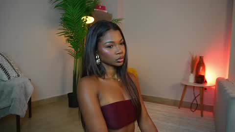 Snapshot of astrea_1 chatting on May 22, 2026, 9:31 pm Astrea online show from May 22, 2026, 9:31 pm