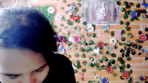 astrid_hauser66 online show from September 18, 2025, 6:54 pm