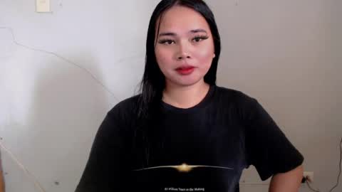Snapshot of astrid_slutx chatting on August 3, 2026, 4:44 am astrid_slutx online show from August 3, 2026, 4:44 am