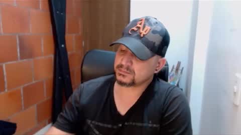 Snapshot of astton_nick chatting on January 19, 2025, 6:20 am Nick Astton online show from January 19, 2025, 6:20 am