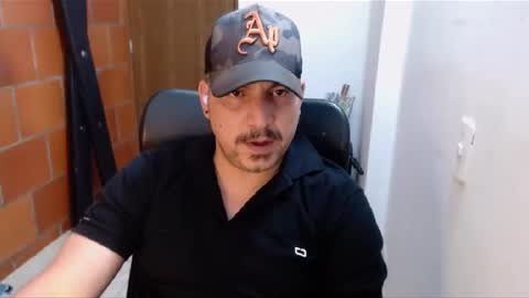 Snapshot of astton_nick chatting on January 24, 2025, 4:16 am Nick Astton online show from January 24, 2025, 4:16 am