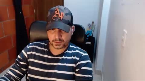 Snapshot of astton_nick chatting on February 6, 2025, 6:08 am Nick Astton online show from February 6, 2025, 6:08 am