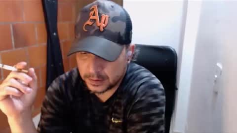 Snapshot of astton_nick chatting on February 25, 2025, 2:47 am Nick Astton online show from February 25, 2025, 2:47 am