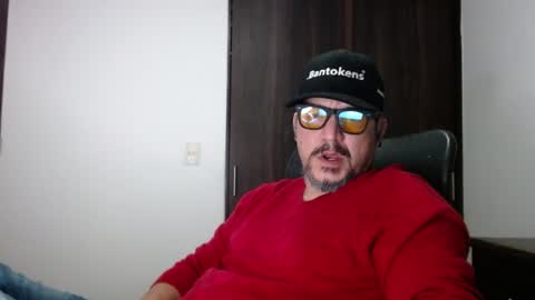 Snapshot of astton_nick chatting on June 18, 2026, 1:50 am Nick Astton online show from June 18, 2026, 1:50 am