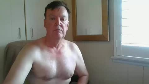 astute008 online show from February 12, 2026, 11:55 pm