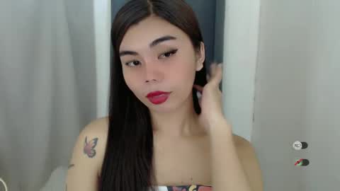 asuna_charming online show from February 2, 2025, 9:51 am