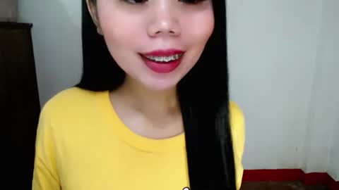 asuna_charming online show from October 3, 2025, 4:15 pm