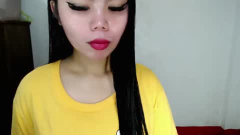 asuna_charming online show from October 4, 2025, 1:20 pm