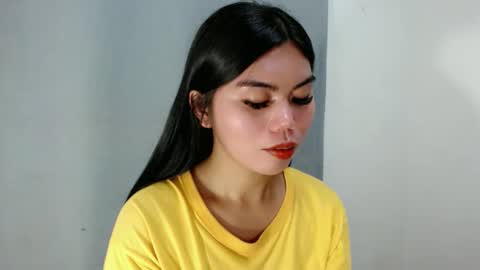 asuna_charming online show from January 18, 2026, 5:28 pm