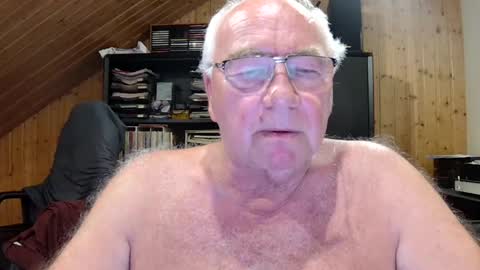 Snapshot of asusandy chatting on July 2, 2026, 8:26 pm asusandy online show from July 2, 2026, 8:26 pm