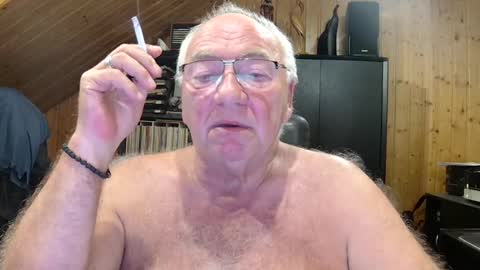 Snapshot of asusandy chatting on July 7, 2026, 11:31 pm asusandy online show from July 7, 2026, 11:31 pm