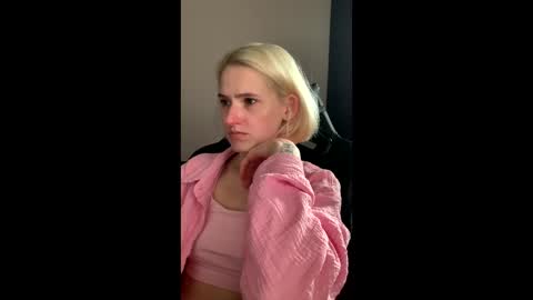 asya_new online show from September 17, 2025, 11:56 am