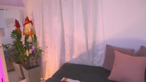 atena676 online show from October 16, 2025, 1:28 am