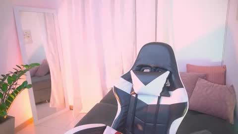 atena676 online show from November 30, 2025, 3:32 am