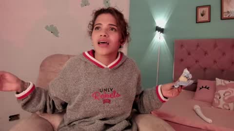 ATENA online show from January 4, 2025, 6:19 pm