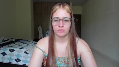 atenas online show from February 17, 2025, 7:31 pm