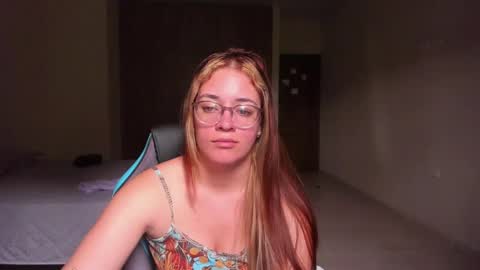 atenas online show from February 25, 2025, 7:14 pm