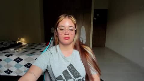 atenas online show from March 12, 2025, 10:07 pm