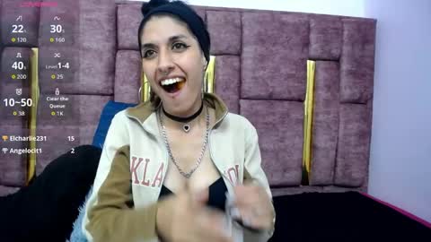 Snapshot of atenea_420 chatting on May 7, 2026, 5:35 am COLOMBIA online show from May 7, 2026, 5:35 am