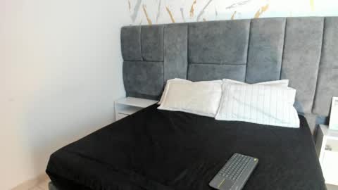 Snapshot of atenea_velle chatting on June 3, 2026, 3:31 am atenea velle online show from June 3, 2026, 3:31 am