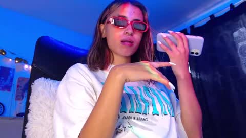 Atenea online show from December 8, 2024, 3:13 pm