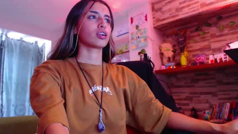 Atenea online show from March 5, 2025, 6:23 pm