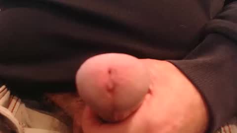 ateuout online show from November 12, 2025, 9:53 am