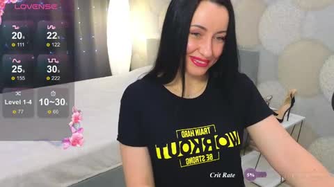 athena starry online show from April 19, 2026, 12:22 am