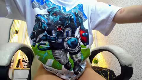 athenasexxxy online show from October 9, 2025, 7:56 pm