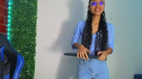 Snapshot of athenea_03 chatting on March 29, 2026, 8:14 am Athenea online show from March 29, 2026, 8:14 am