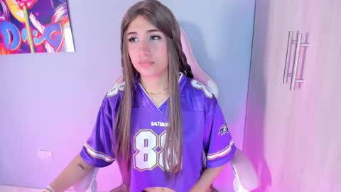 Snapshot of athenea__fox chatting on December 15, 2025, 11:58 am athenea__fox online show from December 15, 2025, 11:58 am