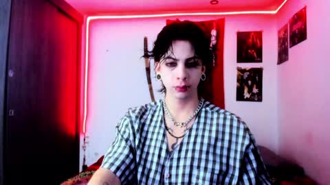 athenauwu online show from December 20, 2024, 5:04 am