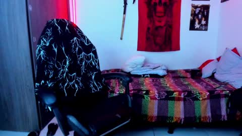 athenauwu online show from February 8, 2025, 6:54 am