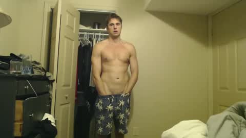 tommycb55555 online show from September 18, 2025, 9:39 pm