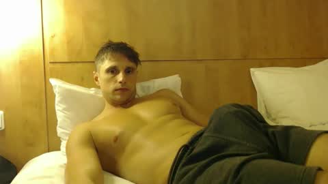 tommycb55555 online show from October 17, 2025, 7:49 pm