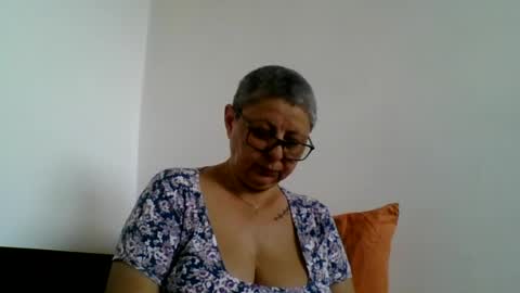 Snapshot of atikaarea chatting on June 23, 2026, 10:57 am atikaarea online show from June 23, 2026, 10:57 am
