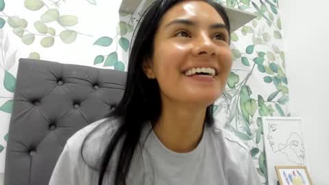 Atilana Diaz online show from December 27, 2024, 8:28 pm