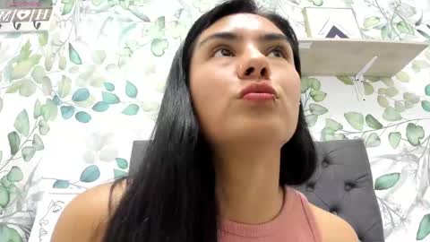 Atilana Diaz online show from October 2, 2025, 4:36 pm