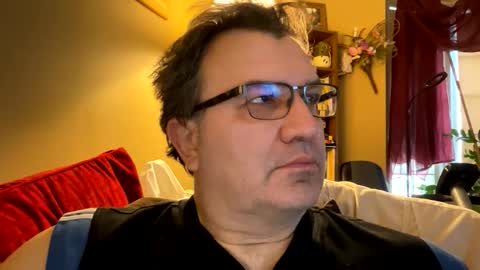 Snapshot of atozzzz chatting on May 17, 2026, 2:13 pm atozzzz online show from May 17, 2026, 2:13 pm