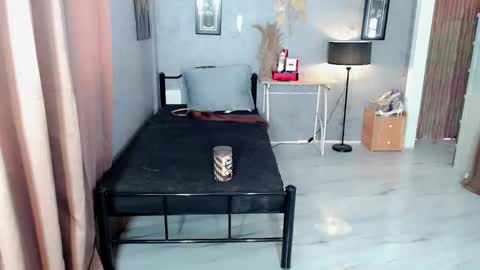 aubrey online show from February 16, 2026, 3:57 am