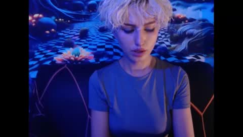 Aubrey online show from December 11, 2024, 11:19 am